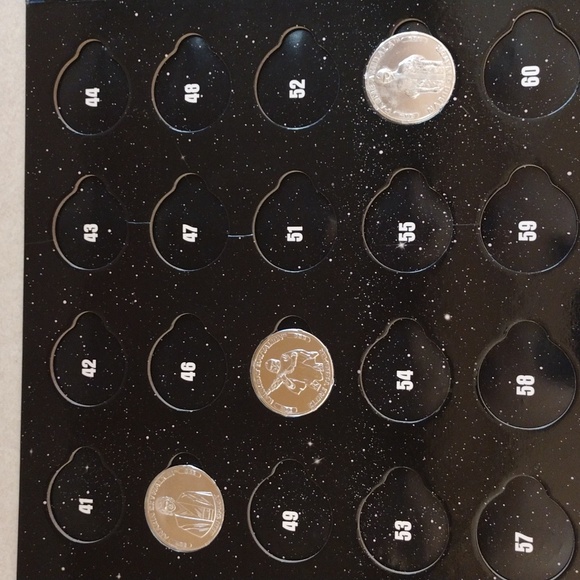 Star Wars 30th Anniversary Coin Album with 14 Coins 2006 Lucas Films Ltd Hasbro - Picture 10 of 13